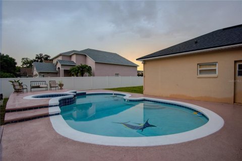 Villa ou maison à vendre à Kissimmee, Floride: 4 chambres, 207.82 m2 № 1280641 - photo 29