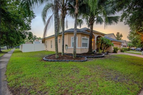 Villa ou maison à vendre à Kissimmee, Floride: 4 chambres, 207.82 m2 № 1280641 - photo 2