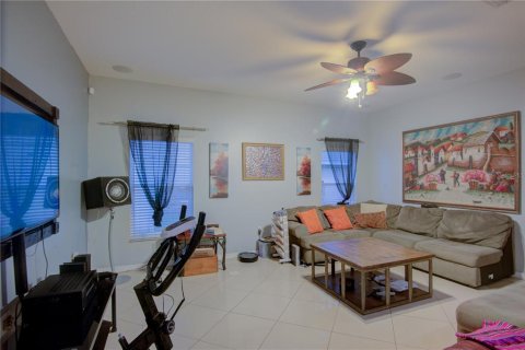 Villa ou maison à vendre à Kissimmee, Floride: 4 chambres, 207.82 m2 № 1280641 - photo 17