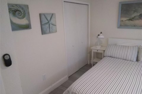 Apartment in Saint Pete Beach, Florida 2 bedrooms, 65.03 sq.m. № 531732 - photo 12