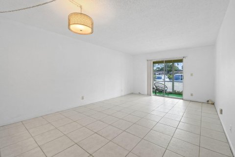 Copropriété à vendre à Pompano Beach, Floride: 1 chambre, 62.71 m2 № 1097852 - photo 20