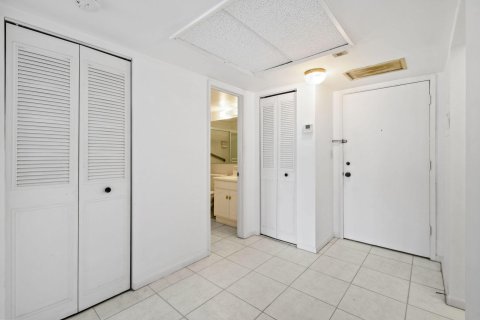 Copropriété à vendre à Pompano Beach, Floride: 1 chambre, 62.71 m2 № 1097852 - photo 14