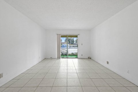 Copropriété à vendre à Pompano Beach, Floride: 1 chambre, 62.71 m2 № 1097852 - photo 21