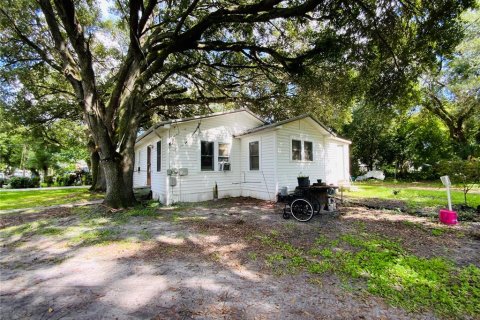 Villa ou maison à vendre à Tampa, Floride: 2 chambres, 66.89 m2 № 1335010 - photo 2