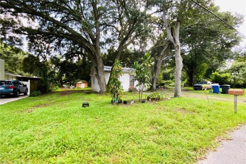 House in Tampa, Florida 2 bedrooms, 66.89 sq.m. № 1335010 - photo 7