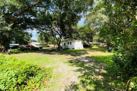 Villa ou maison à vendre à Tampa, Floride: 2 chambres, 66.89 m2 № 1335010 - photo 3