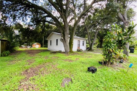 House in Tampa, Florida 2 bedrooms, 66.89 sq.m. № 1335010 - photo 6