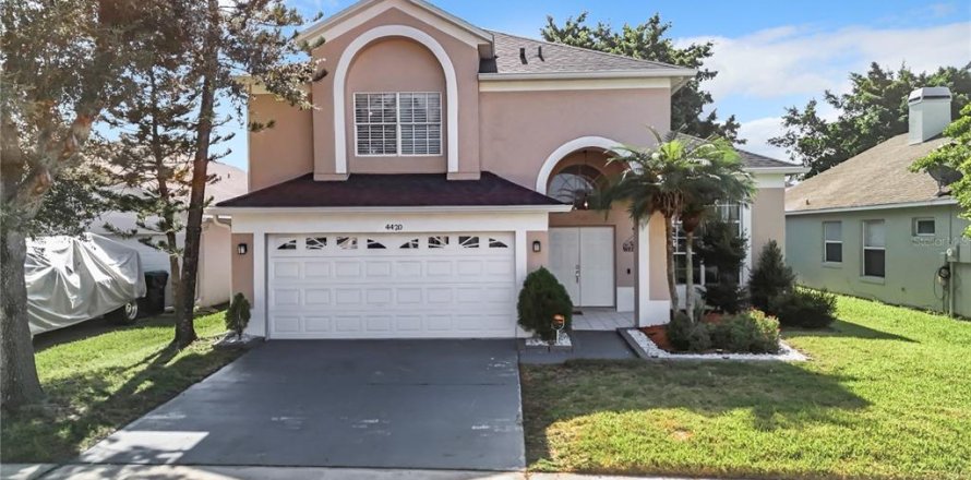 House in Orlando, Florida 4 bedrooms, 198.81 sq.m. № 1392575