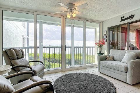 Condominio en venta en Cocoa Beach, Florida, 2 dormitorios, 153.29 m2 № 1392576 - foto 24