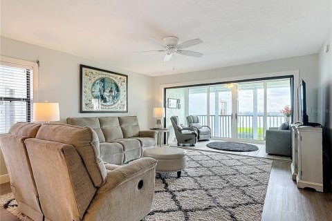 Condominio en venta en Cocoa Beach, Florida, 2 dormitorios, 153.29 m2 № 1392576 - foto 18