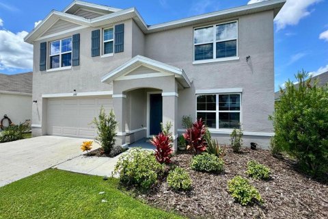 Villa ou maison à louer à Riverview, Floride: 5 chambres, 248.42 m2 № 1350278 - photo 1