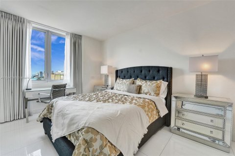 Copropriété à vendre à Hallandale Beach, Floride: 3 chambres, 161.37 m2 № 1184201 - photo 24