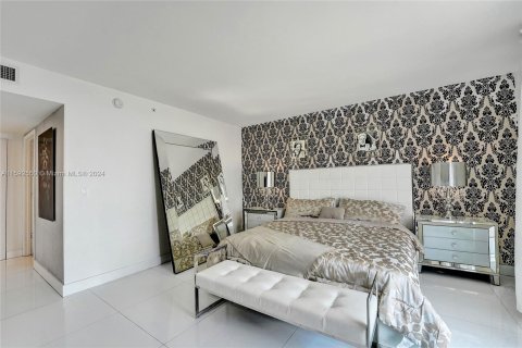 Copropriété à vendre à Hallandale Beach, Floride: 3 chambres, 161.37 m2 № 1184201 - photo 18