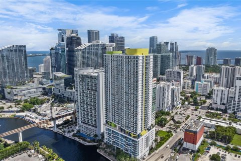 Copropriété à vendre à Miami, Floride: 2 chambres, 119.84 m2 № 1375884 - photo 29