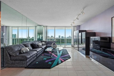 Condominio en venta en Aventura, Florida, 2 dormitorios, 101.45 m2 № 1222177 - foto 15