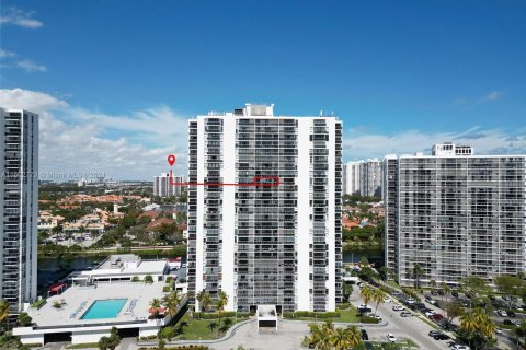 Condominio en venta en Aventura, Florida, 2 dormitorios, 101.45 m2 № 1222177 - foto 2