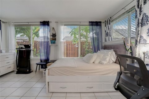 Casa en venta en Tamarac, Florida, 2 dormitorios, 91.14 m2 № 1380158 - foto 13