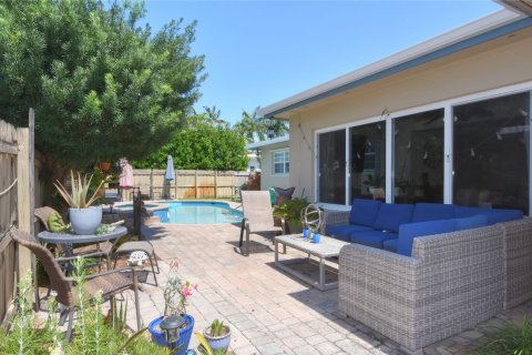 Casa en venta en Wilton Manors, Florida, 4 dormitorios, 174.84 m2 № 1179804 - foto 4