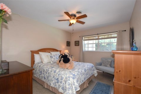 House in Wilton Manors, Florida 4 bedrooms, 174.84 sq.m. № 1179804 - photo 15