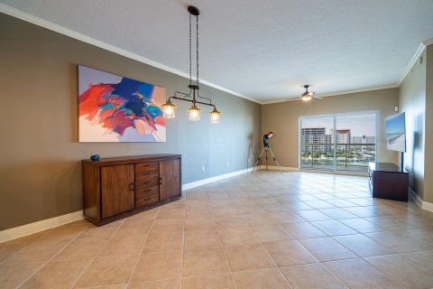 Condominio en venta en Miramar, Florida, 3 dormitorios, 193.79 m2 № 561759 - foto 21