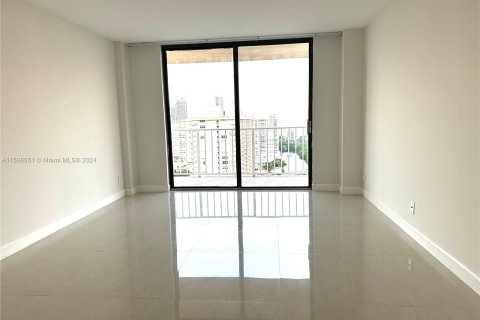 Condominio en venta en Sunny Isles Beach, Florida, 2 dormitorios, 115.2 m2 № 1209050 - foto 12