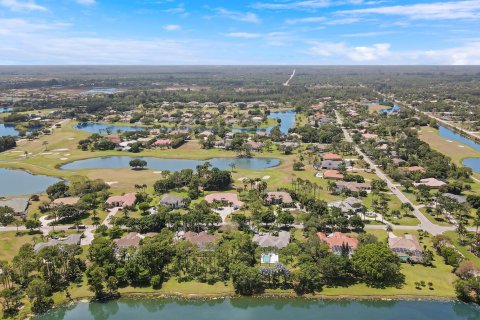 House in Palm Beach Gardens, Florida 4 bedrooms, 301.19 sq.m. № 1178549 - photo 5