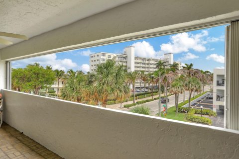 Copropriété à vendre à Deerfield Beach, Floride: 2 chambres, 106.56 m2 № 1178552 - photo 13