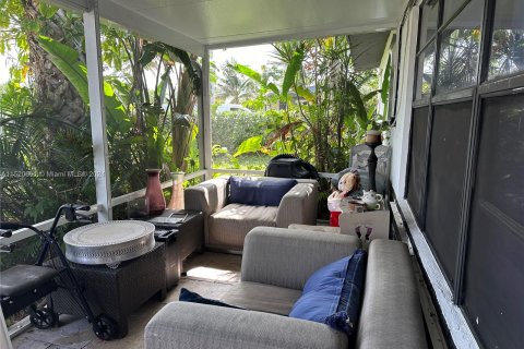 Casa en venta en Margate, Florida, 4 dormitorios, 101.91 m2 № 970072 - foto 14
