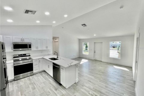 Casa en venta en Okeechobee, Florida, 3 dormitorios, 116.13 m2 № 1131951 - foto 9