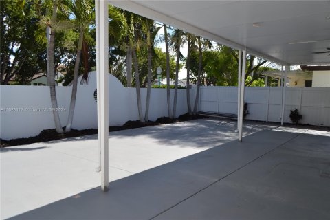 Villa ou maison à vendre à Miami, Floride: 3 chambres, 127.46 m2 № 1282596 - photo 19