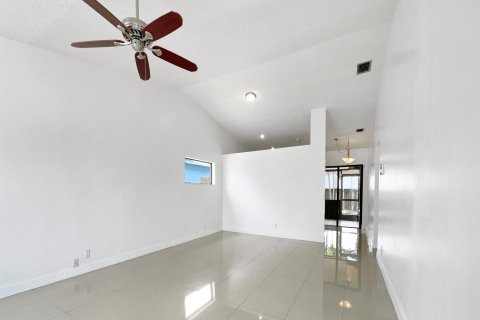 Casa en venta en Sunrise, Florida, 3 dormitorios, 136.29 m2 № 1182346 - foto 13