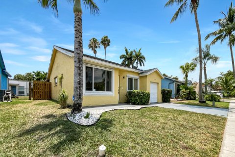 Villa ou maison à vendre à Sunrise, Floride: 3 chambres, 136.29 m2 № 1182346 - photo 16