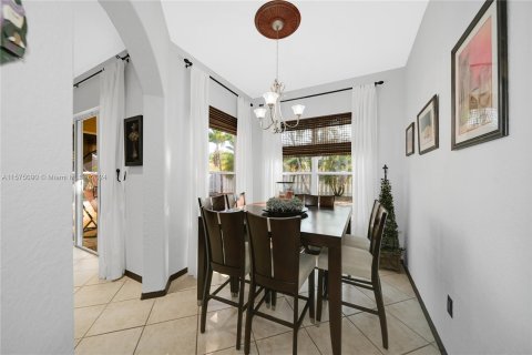 Villa ou maison à vendre à Miramar, Floride: 5 chambres, 248.42 m2 № 1140576 - photo 24