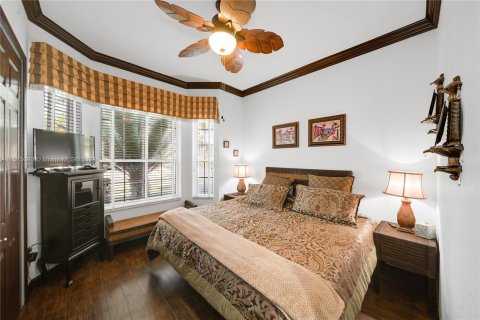 Villa ou maison à vendre à Miramar, Floride: 5 chambres, 248.42 m2 № 1140576 - photo 9