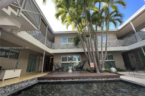 Copropriété à vendre à Miami Beach, Floride: 33.17 m2 № 1270123 - photo 1