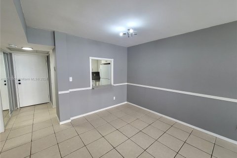 Condominio en venta en Sunny Isles Beach, Florida, 1 dormitorio, 50.72 m2 № 956345 - foto 7