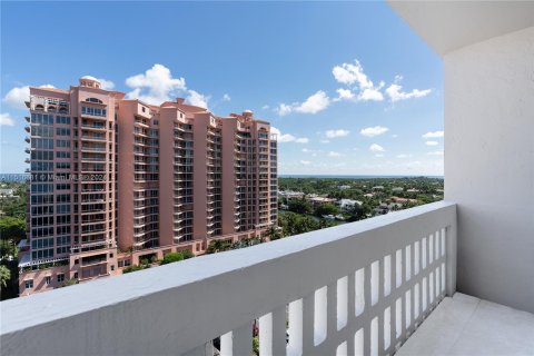 Condominio en venta en Coral Gables, Florida, 1 dormitorio, 84.54 m2 № 956304 - foto 9