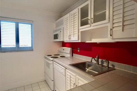 Condominio en venta en Miami Beach, Florida, 1 dormitorio, 67.82 m2 № 1282327 - foto 26