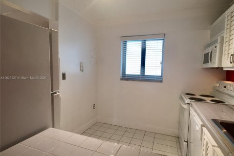 Condominio en venta en Miami Beach, Florida, 1 dormitorio, 67.82 m2 № 1282327 - foto 27