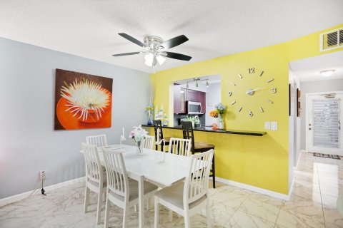 Condo in Delray Beach, Florida, 2 bedrooms  № 936886 - photo 25