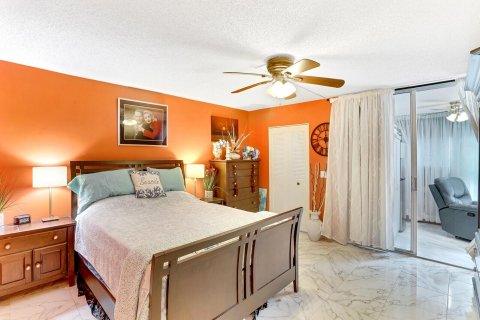 Condo in Delray Beach, Florida, 2 bedrooms  № 936886 - photo 17