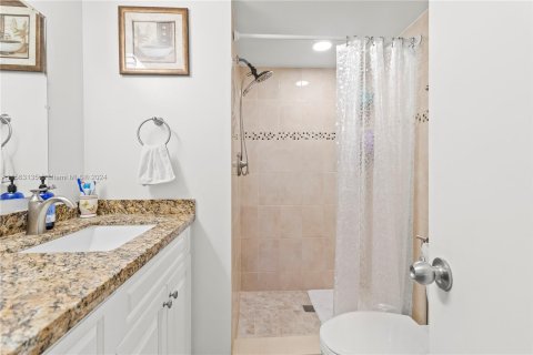 Condo in Sunrise, Florida, 2 bedrooms  № 1128475 - photo 21