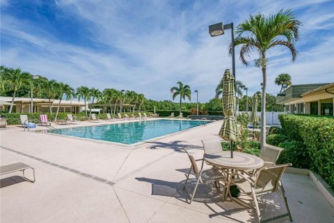 Copropriété à vendre à Vero Beach, Floride: 2 chambres, 92.9 m2 № 978571 - photo 11