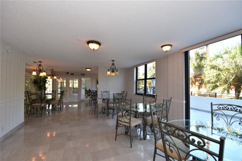 Copropriété à vendre à Pompano Beach, Floride: 2 chambres, 118.91 m2 № 934403 - photo 25