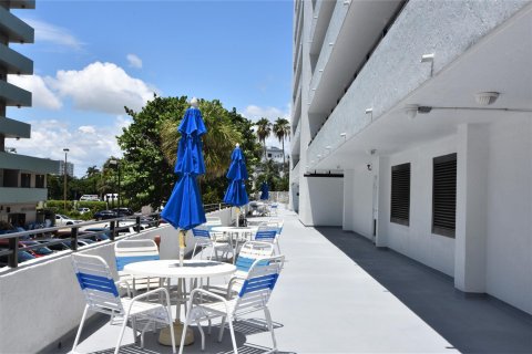 Condominio en venta en Pompano Beach, Florida, 2 dormitorios, 118.91 m2 № 934403 - foto 20