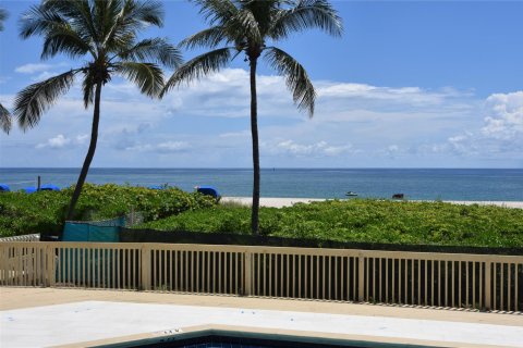 Copropriété à vendre à Pompano Beach, Floride: 2 chambres, 118.91 m2 № 934403 - photo 6