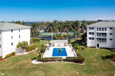 Condominio en venta en Punta Gorda, Florida, 3 dormitorios, 201.41 m2 № 1346580 - foto 5