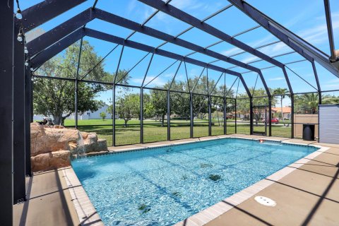 Villa ou maison à vendre à Pembroke Pines, Floride: 5 chambres, 304.16 m2 № 1136599 - photo 25