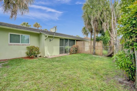 Immobilier commercial à vendre à Coral Springs, Floride: 189.52 m2 № 1097565 - photo 13
