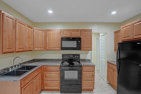 Immobilier commercial à vendre à Coral Springs, Floride: 189.52 m2 № 1097565 - photo 6